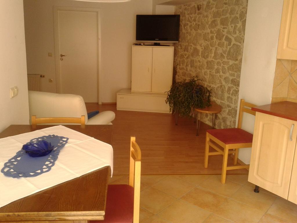 Guesthouse Ivan Skradin Eksteriør bilde